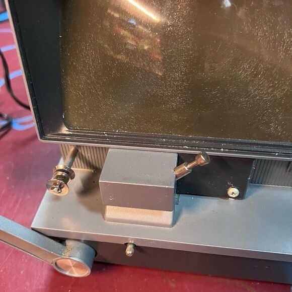 Vintage 1960s Atlas Warner Super Screen 8mm editor. Splicer with monitor - Picture 5 of 10